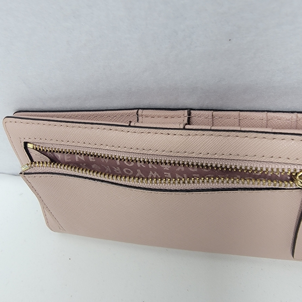 Kate Spade‎ Pink Wallet - Picture 7 of 9